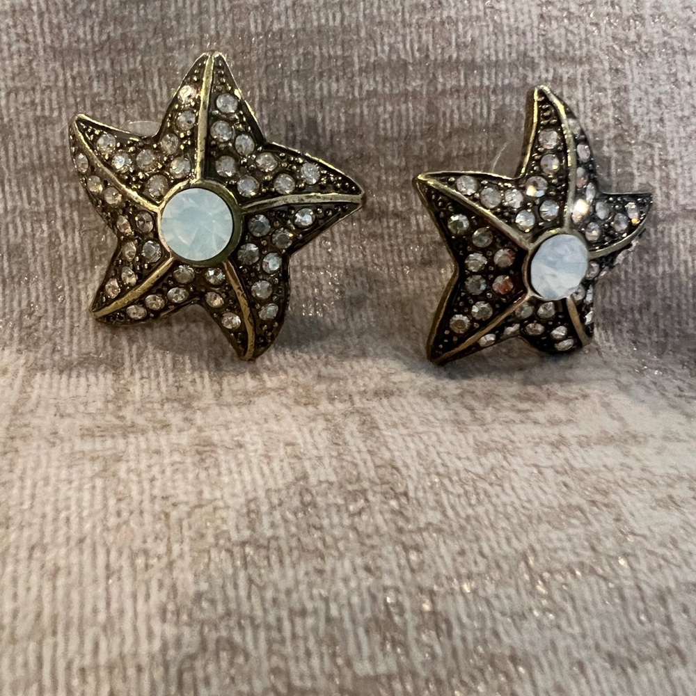 Heidi Daus Gold Star Shaped Earring